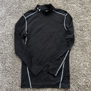 Under Armour mens coldgear size medium